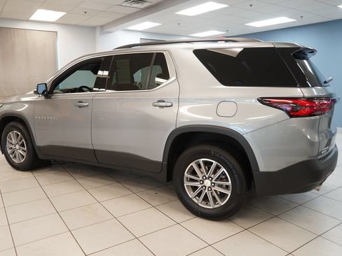 Used 2024 Chevrolet Traverse LT AWD/4WD image 7