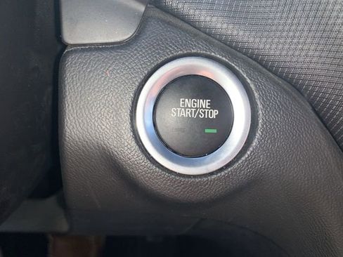 Certified 2024 Chevrolet Equinox RS FWD image 16