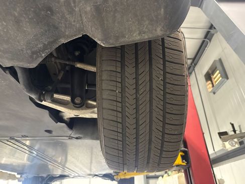 Used 2023 Tesla Model Y Performance image 7