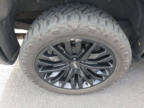 Used 2021 GMC Sierra 1500 Denali w/ Denali Ultimate Package image 14