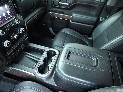 Used 2022 GMC Sierra 2500 Denali w/ Denali Ultimate Package image 22