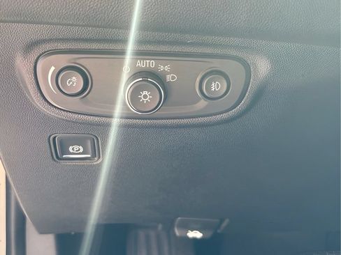 Used 2018 GMC Terrain Denali w/ Advanced Safety Package FWD image 23
