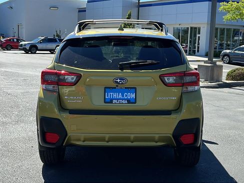 Certified 2022 Subaru Crosstrek 2.5i Limited w/ Moonroof Package 2 AWD/4WD image 7