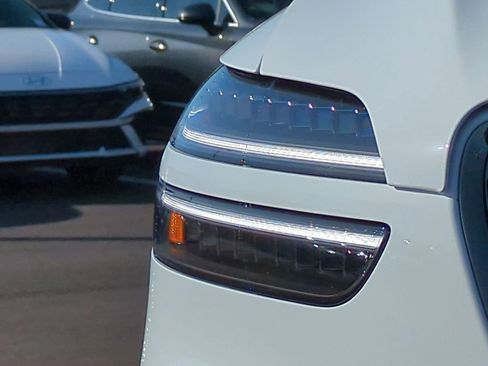 New 2026 Genesis GV70 3.5T Sport Advanced image 9