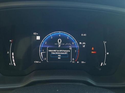 Used 2026 Toyota Corolla Cross LE image 11