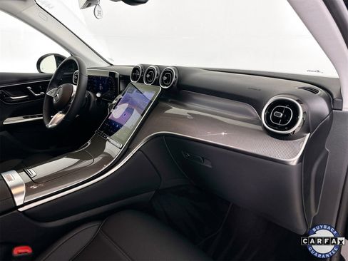 Used 2025 Mercedes-Benz GLC 350e GLC 350e image 31