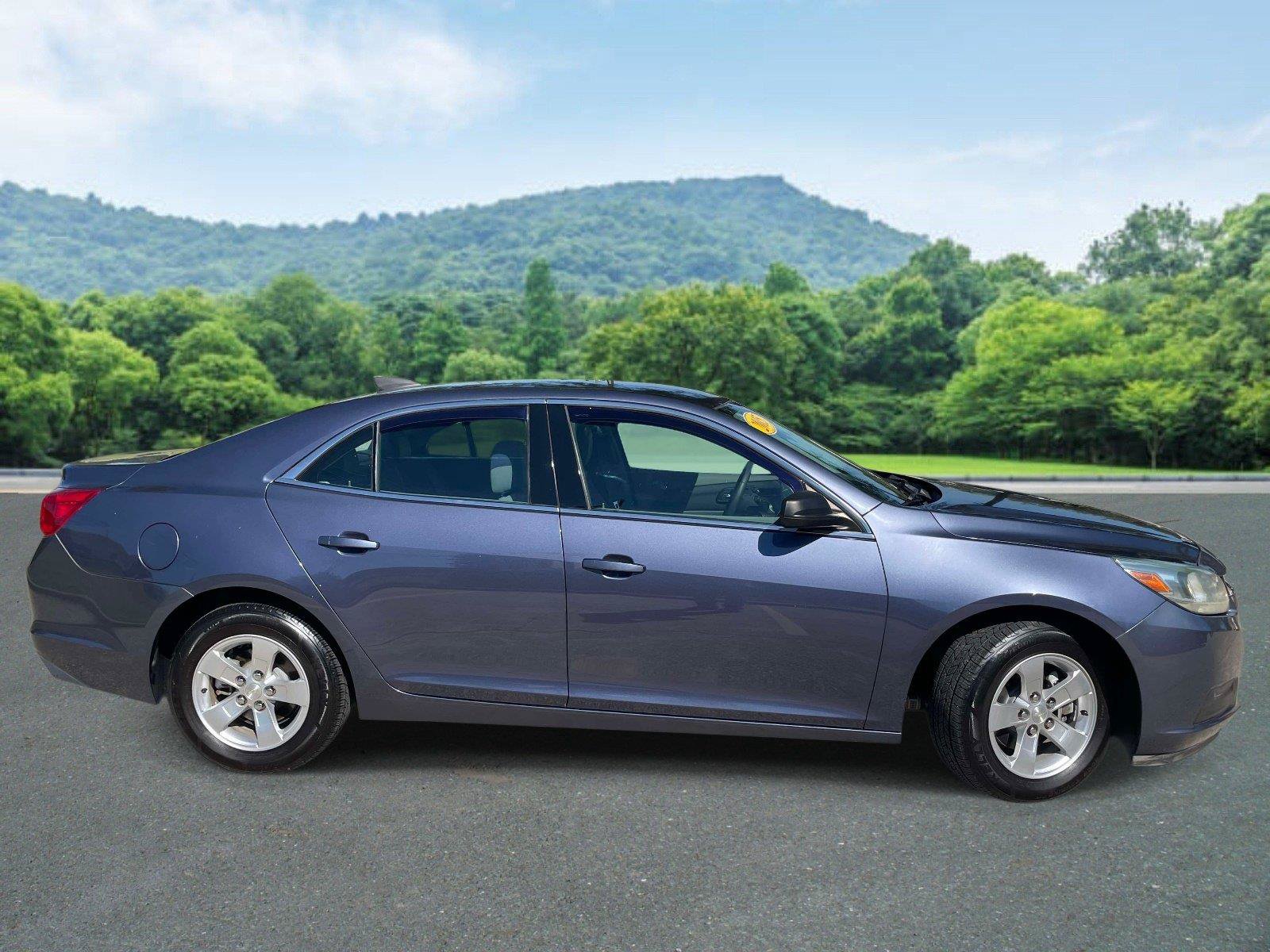 Used 2015 Chevrolet Malibu LS FWD image 2