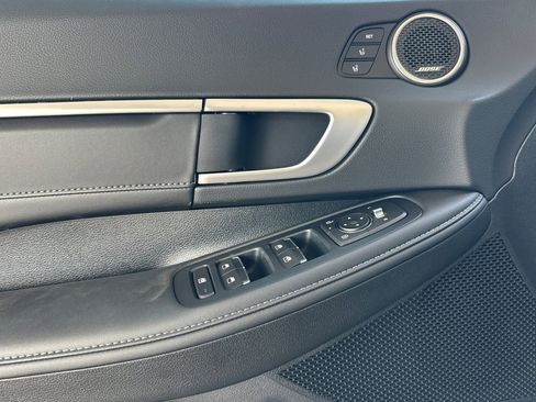 New 2025 Hyundai Sonata Limited image 11