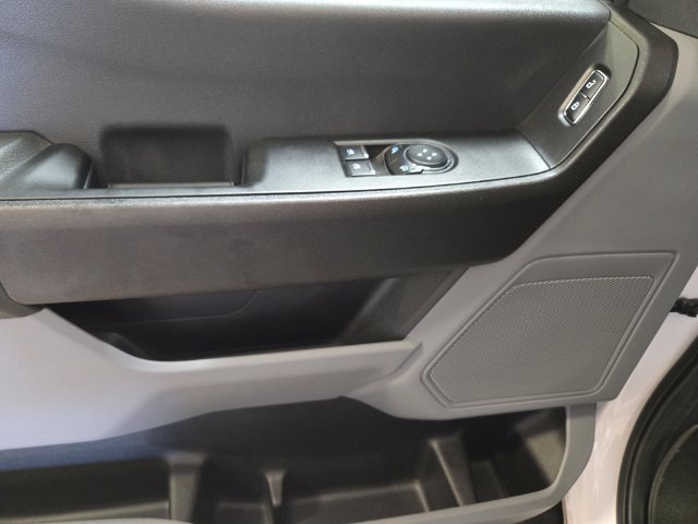 New 2024 Ford F550 4x4 Regular Cab Super Duty image 18