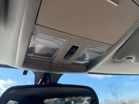 Used 2006 Chrysler 300 SRT8 w/ SRT Option Group II image 18