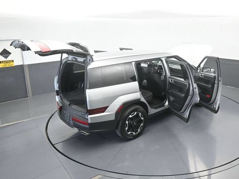 Used 2025 Hyundai Santa Fe SE FWD image 67