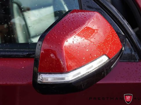 Used 2021 Chevrolet Traverse RS image 15