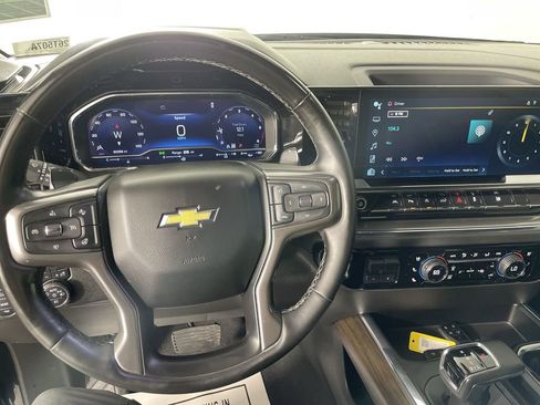Used 2024 Chevrolet Silverado 1500 High Country w/ Technology Package image 11