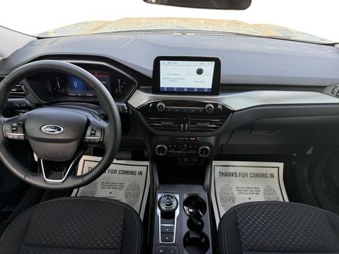 Used 2024 Ford Escape Active image 12