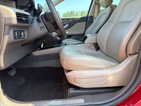 Used 2020 Lincoln Corsair Reserve FWD image 15
