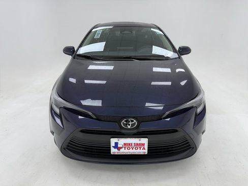 New 2026 Toyota Corolla LE image 3