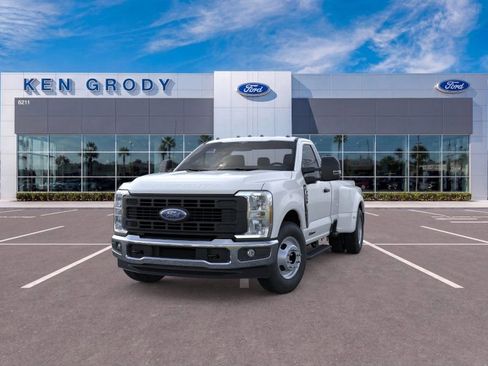 New 2026 Ford F350 XL RWD image 2