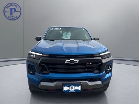 Used 2023 Chevrolet Colorado Z71 w/ Z71 Convenience Package 2 AWD/4WD image 2