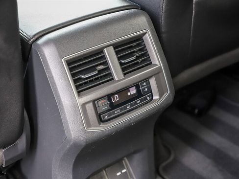 Used 2019 Volkswagen Atlas SEL Premium image 26