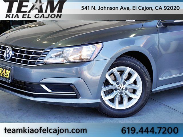 Used 2016 Volkswagen Passat 1.8T S FWD image 3