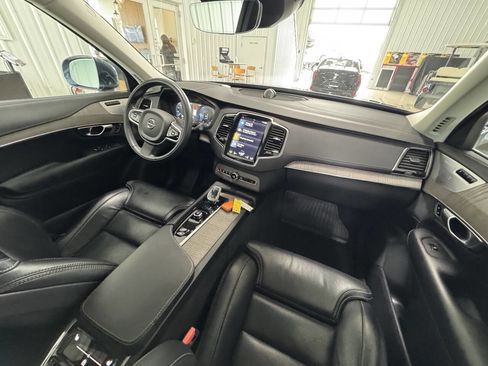 Used 2022 Volvo XC90 T8 Inscription w/ Advanced Package image 42