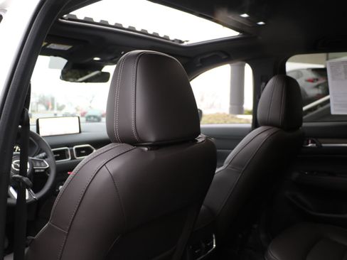 Certified 2025 MAZDA CX-5 Signature image 11