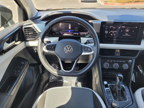 Certified 2025 Volkswagen Taos S AWD/4WD image 17