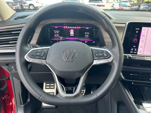 Used 2024 Volkswagen Atlas SEL Premium R-Line AWD/4WD image 23