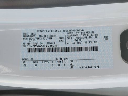 New 2026 Ford F250 XL w/ XL Chrome Package image 13