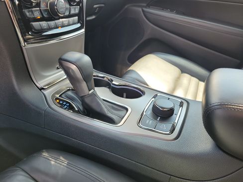 Used 2021 Jeep Grand Cherokee Limited X AWD/4WD image 29