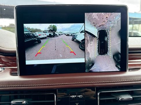 Used 2023 Lincoln Aviator Black Label w/ Jet Package image 15