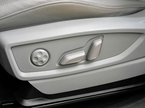 Used 2023 Audi Q5 2.0T Premium Plus w/ Premium Plus Package image 36