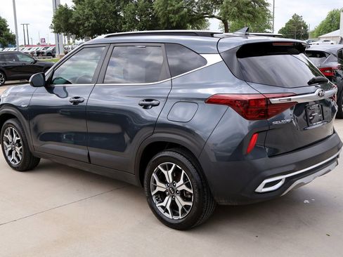 Used 2021 Kia Seltos EX AWD/4WD image 10