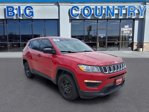 Used 2019 Jeep Compass Sport AWD/4WD image 3