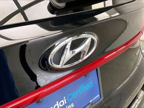 Certified 2023 Hyundai Santa Fe SEL AWD/4WD image 31