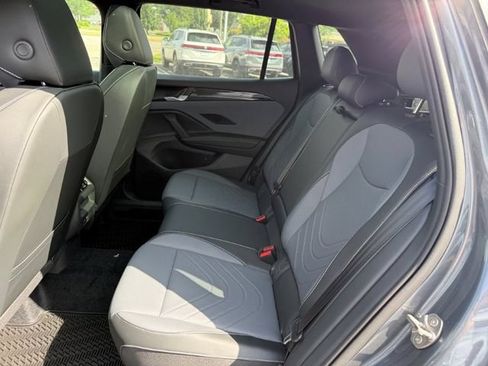 New 2026 Volkswagen Tiguan SE R-Line FWD image 14