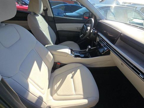 Used 2025 Hyundai Tucson SEL FWD image 6