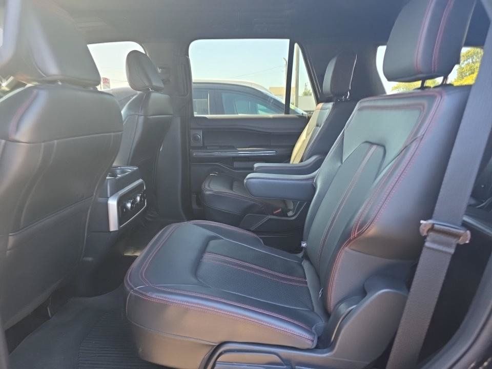 Used 2023 Ford Expedition Limited AWD/4WD image 6