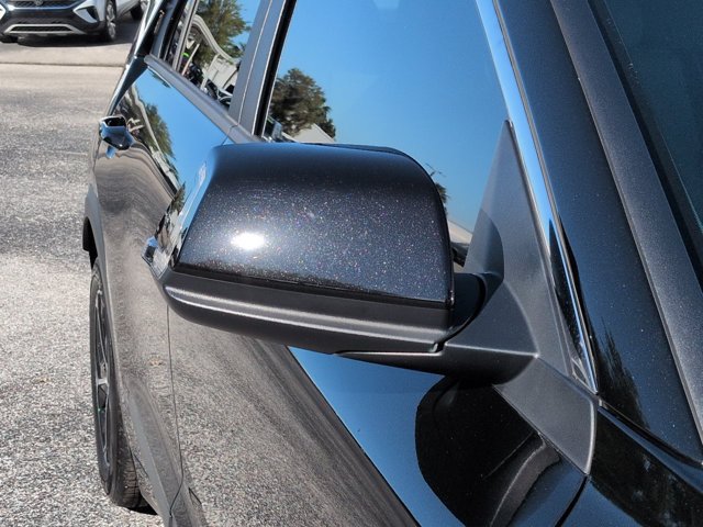 Used 2024 Kia Niro EX FWD image 11