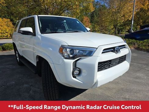 Used 2022 Toyota 4Runner SR5 Premium image 10