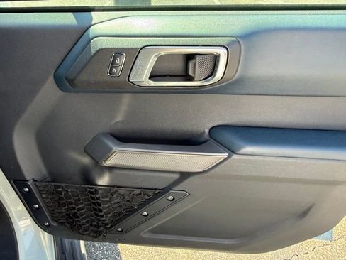 Used 2021 Ford Bronco Outer Banks w/ Sasquatch Package AWD/4WD image 26