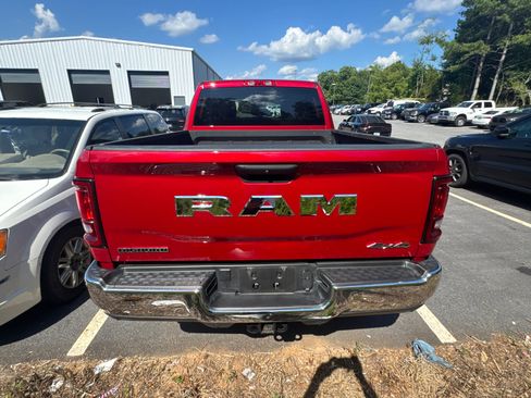 Used 2026 RAM 2500 Big Horn AWD/4WD image 6