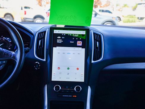 Used 2023 Ford Edge SE w/ Black Appearance Package image 13