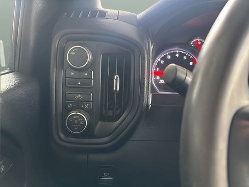 Used 2020 Chevrolet Silverado 2500 Custom w/ Custom Value Package image 14