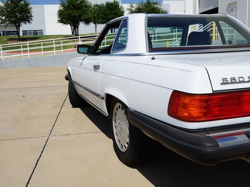 Used 1989 Mercedes-Benz 560 SL image 29