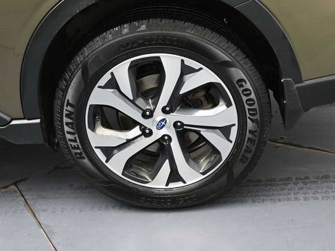 Used 2020 Subaru Outback Limited AWD/4WD image 5
