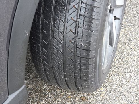 Used 2025 Honda Pilot Elite image 11