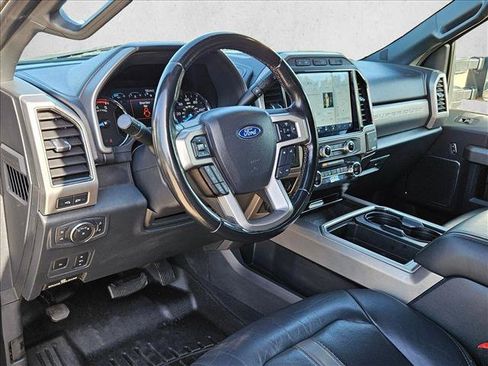 Used 2022 Ford F250 Platinum AWD/4WD image 9