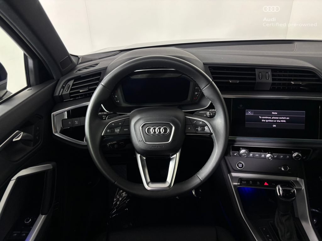 Certified 2025 Audi Q3 2.0T Premium Plus w/ Premium Plus Package AWD/4WD image 18