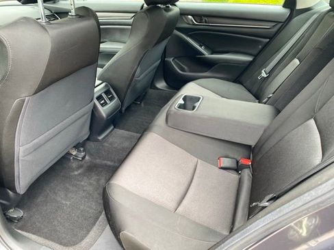 Used 2020 Honda Accord EX image 19